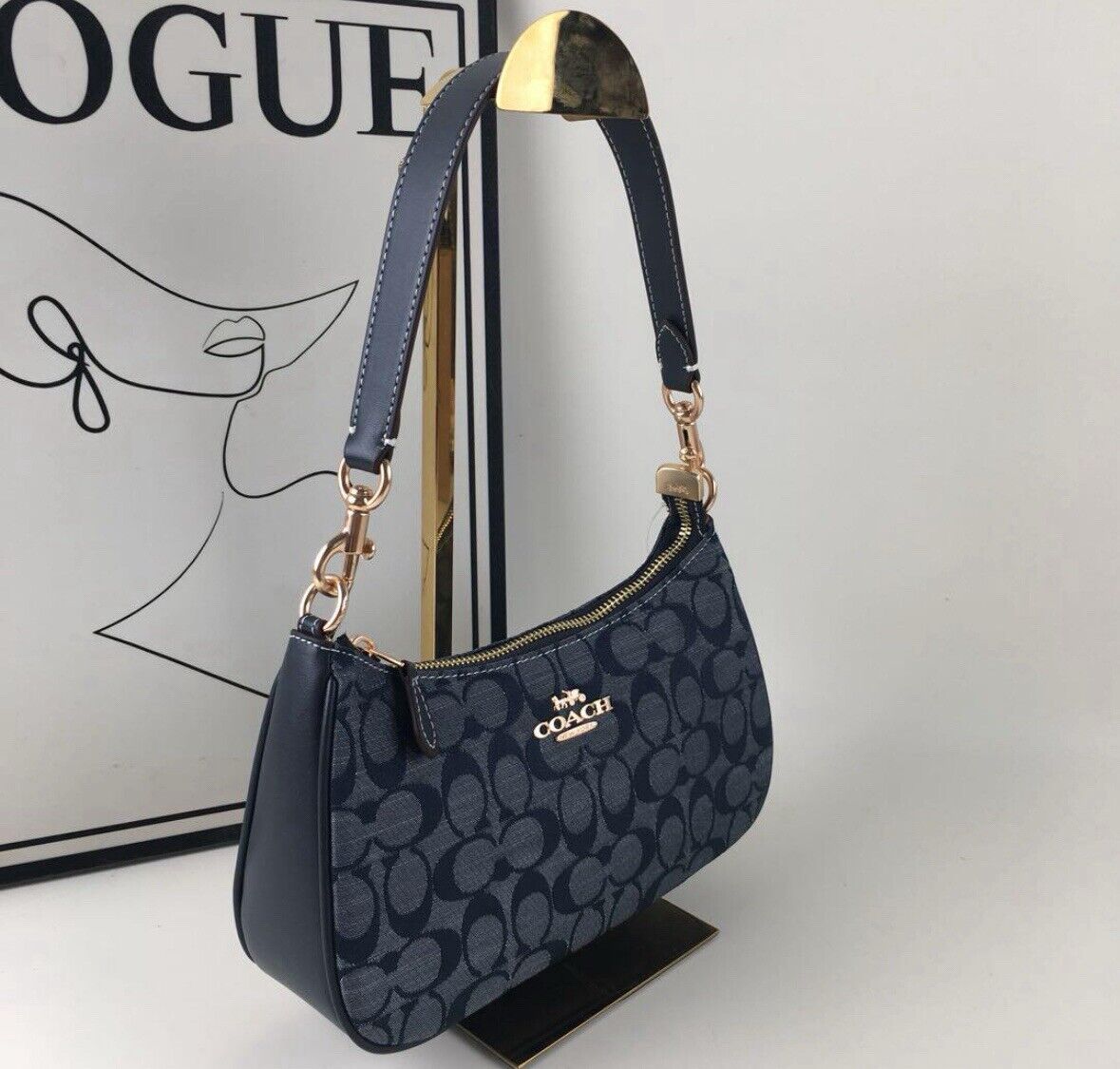 OACH CH139 Teri Shoulder Bag – Signature Chambray Blue 2-Way Shoulder Bag 👜